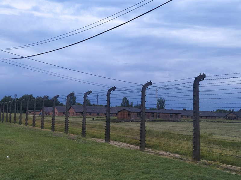 auschwitz 4