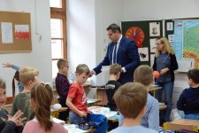 received_2677402102340047